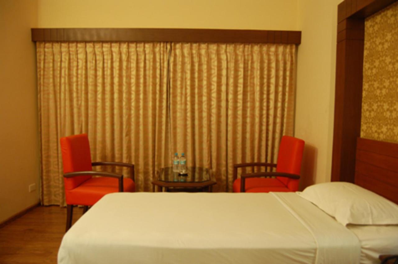 Hotel Park Plaza Madurai Exteriér fotografie