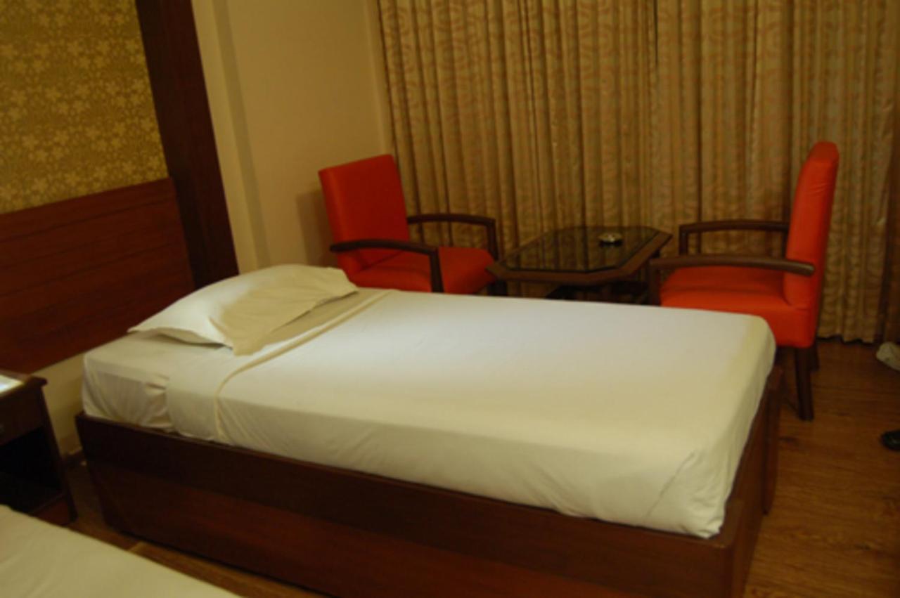 Hotel Park Plaza Madurai Exteriér fotografie
